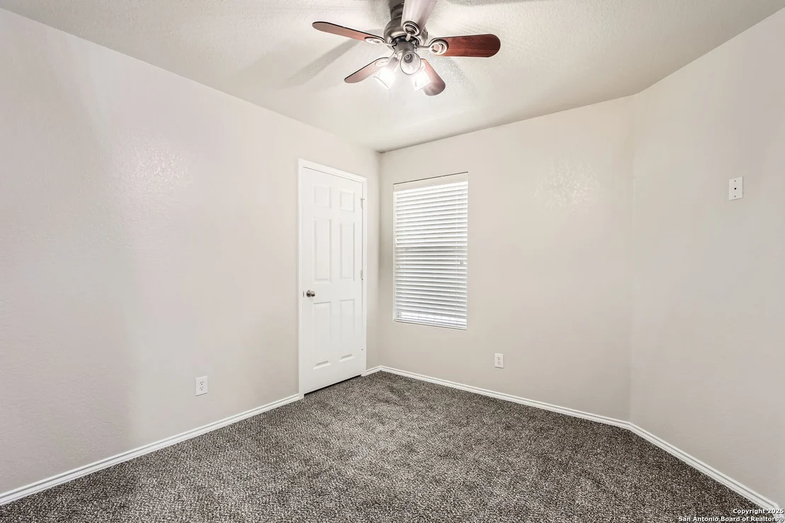 Photo of 3747 Hideaway Grn