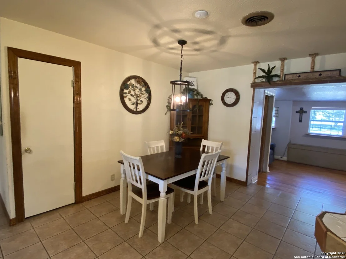 Photo of 119 Laurel Way