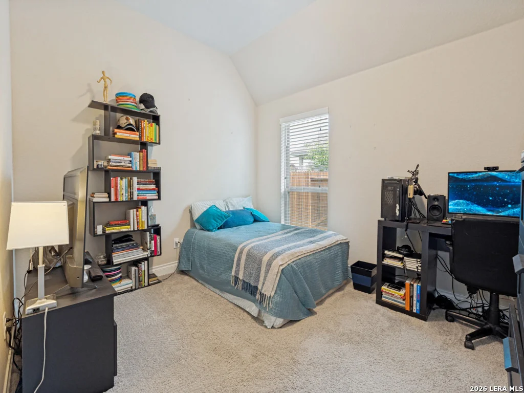 Photo of 2908 GLEN VW