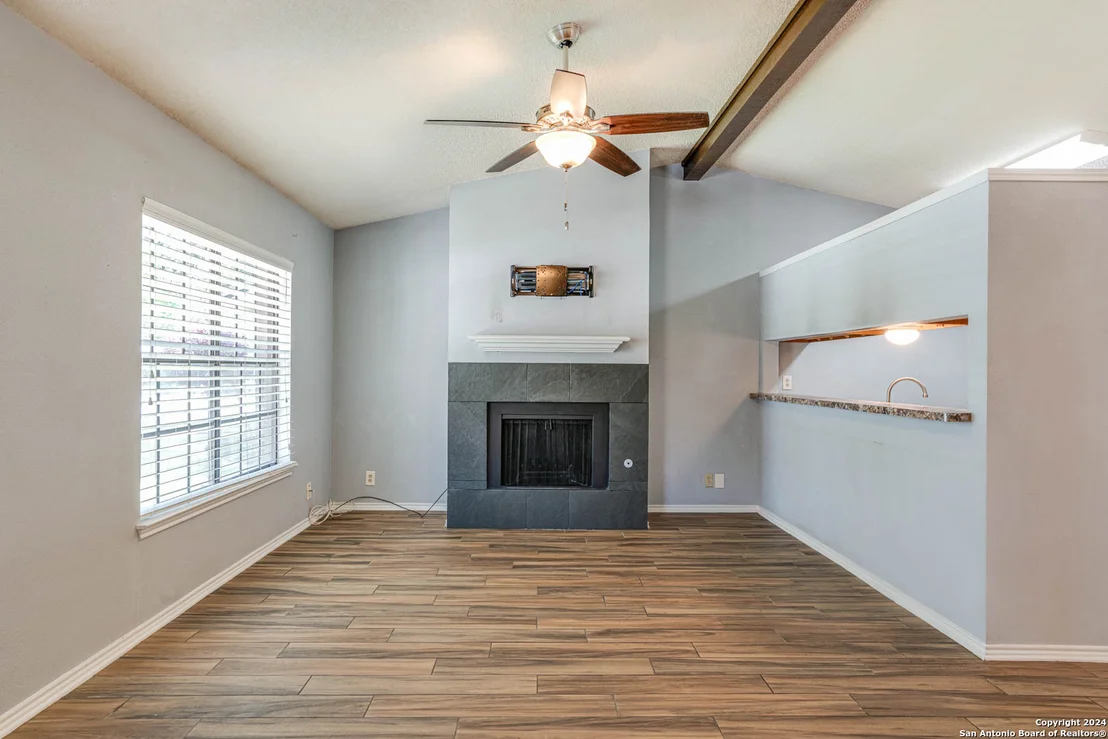 Photo of 2251 REGENCY PT