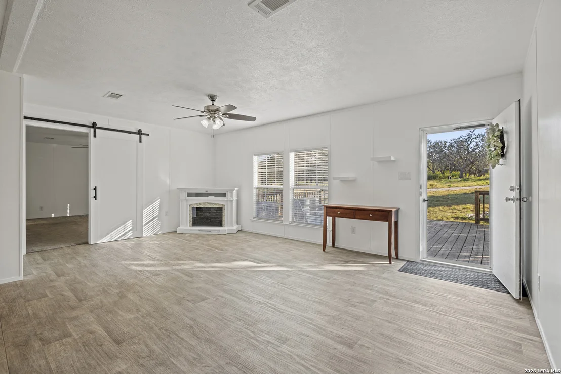 Photo of 429 Spanish Oak