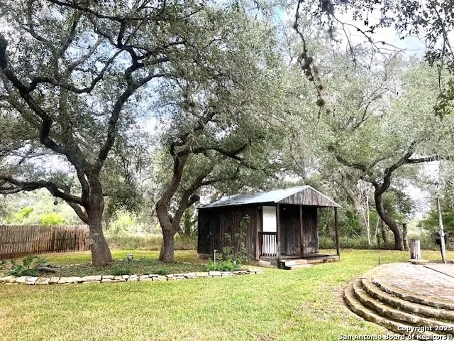 Photo of 40 Encino Loma