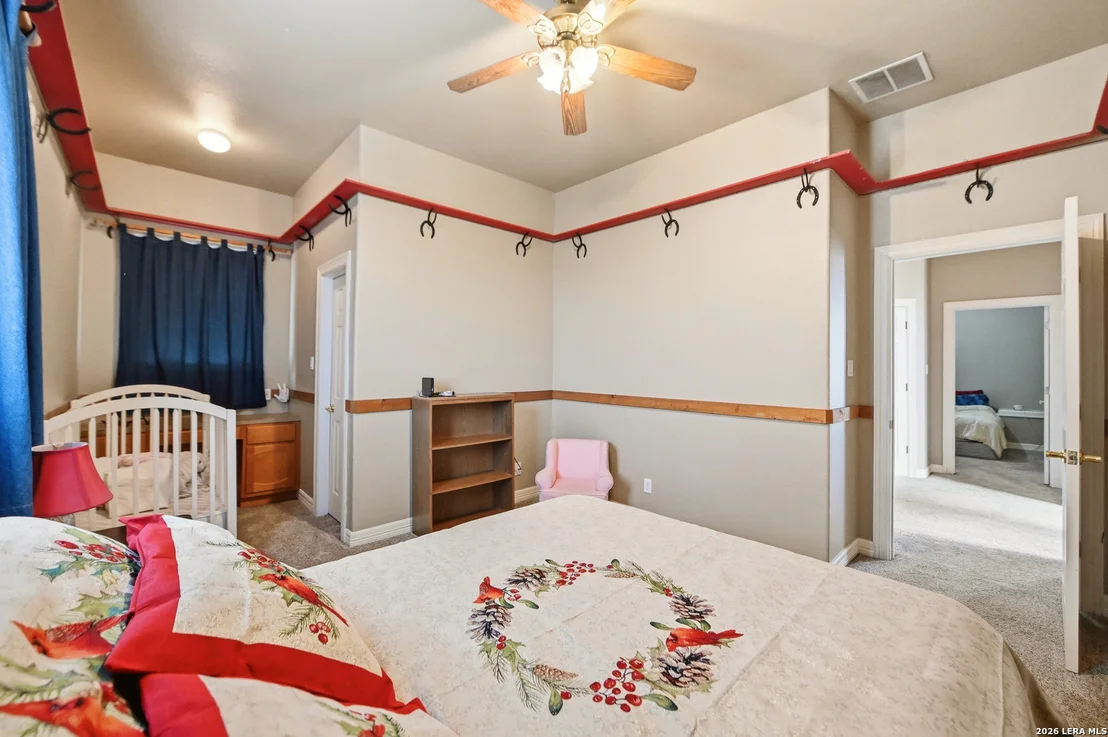 Photo of 752 Taylor Pt