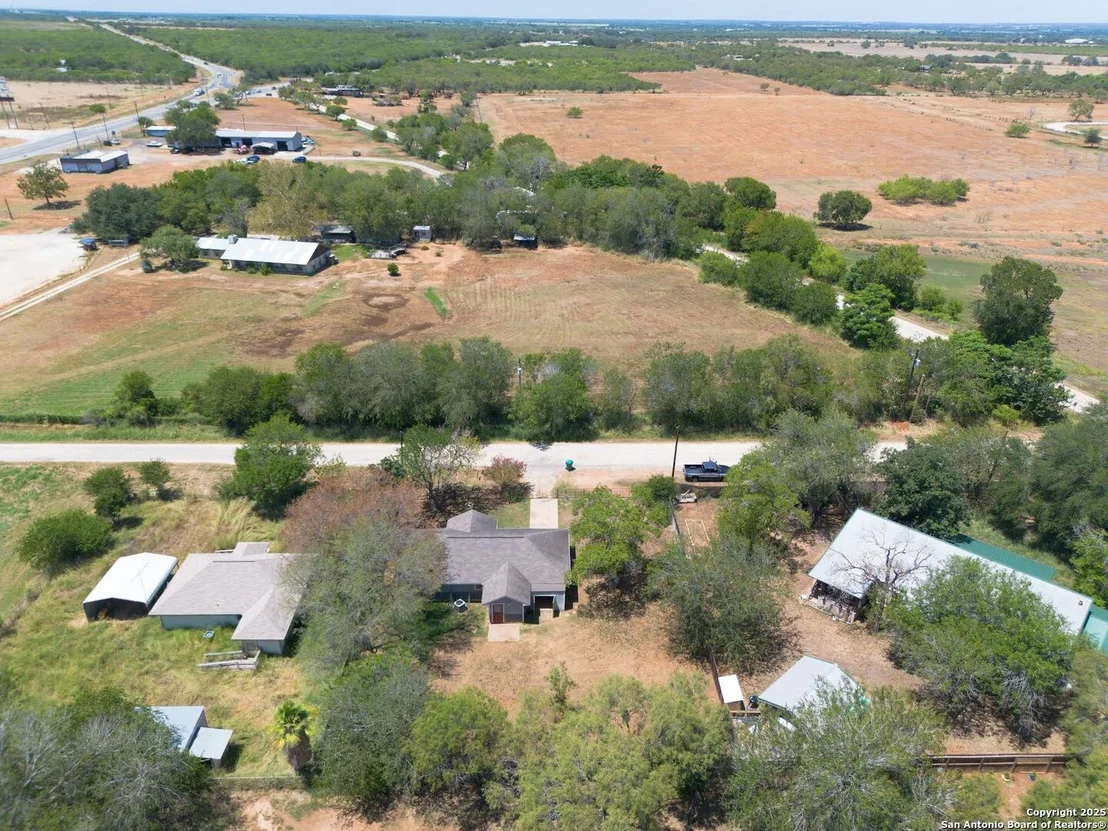 Photo of 804 County Line Rd