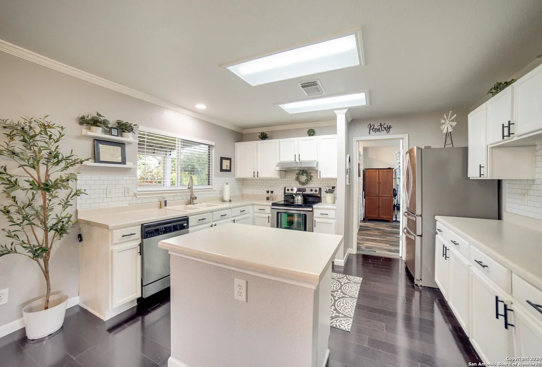 Photo of 14422 Boxer Bay