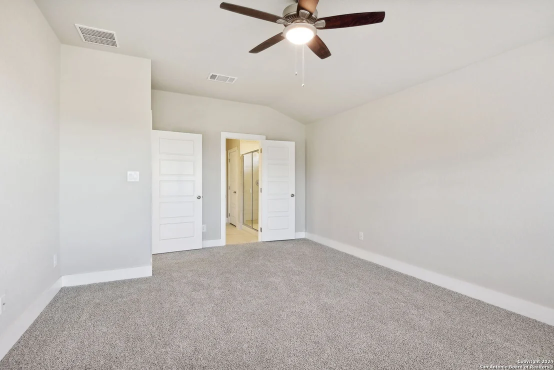 Photo of 6406 Comanche Sky