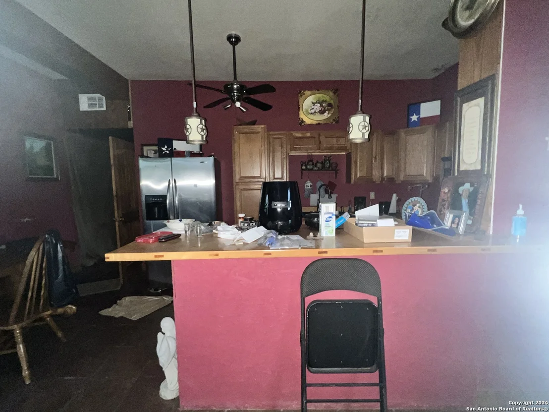 Photo of 290 River Oaks