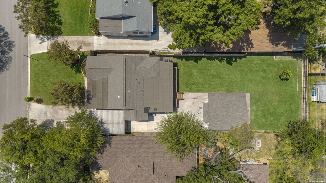 Photo of 219 THORAIN BLVD