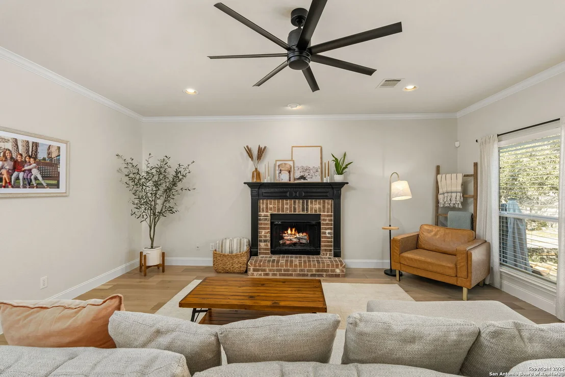 Photo of 8615 Solano Dr