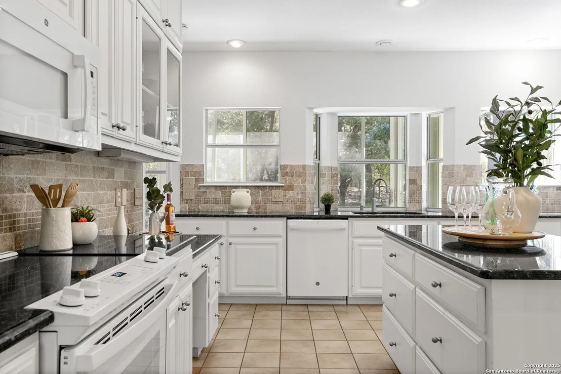 Photo of 814 Shepherd RD