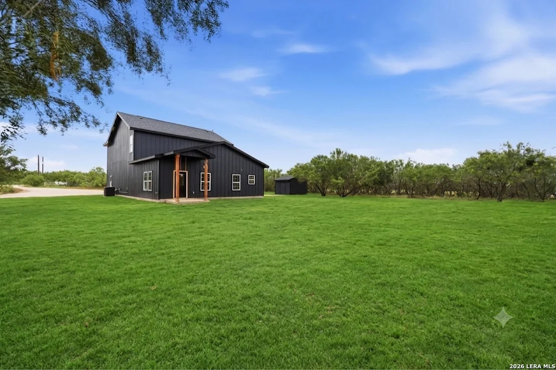 Photo of 111 County Road 2660