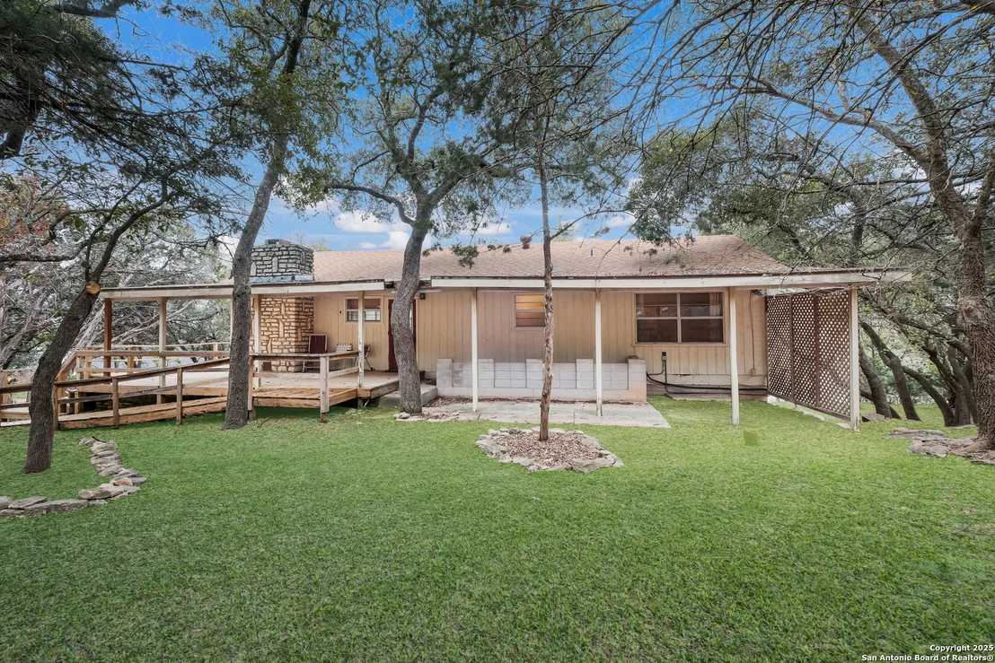 Photo of 1327 SPRINGWATER