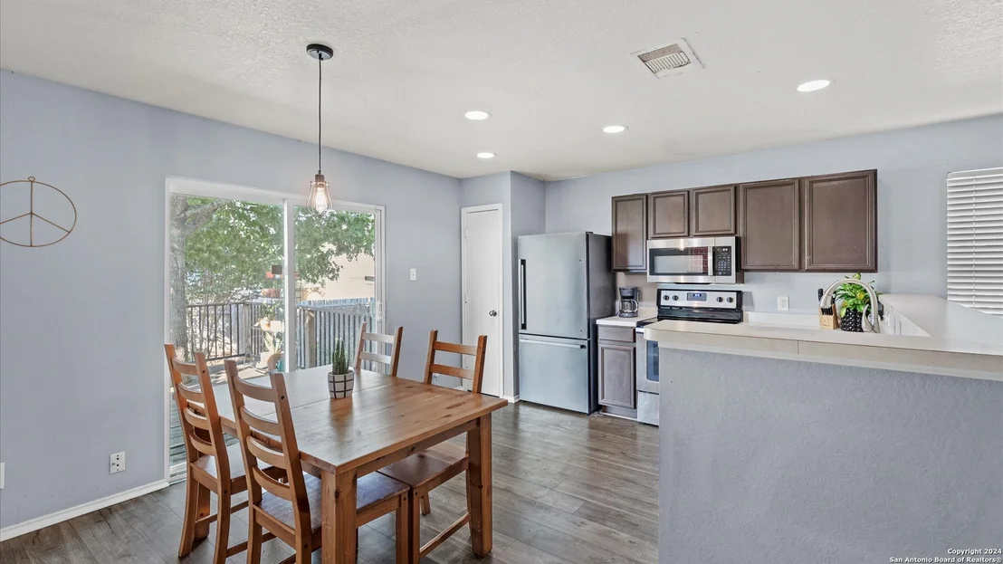 Photo of 640 CHEROKEE BLVD