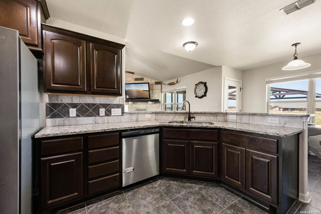 Photo of 149 LAKEVIEW CIR