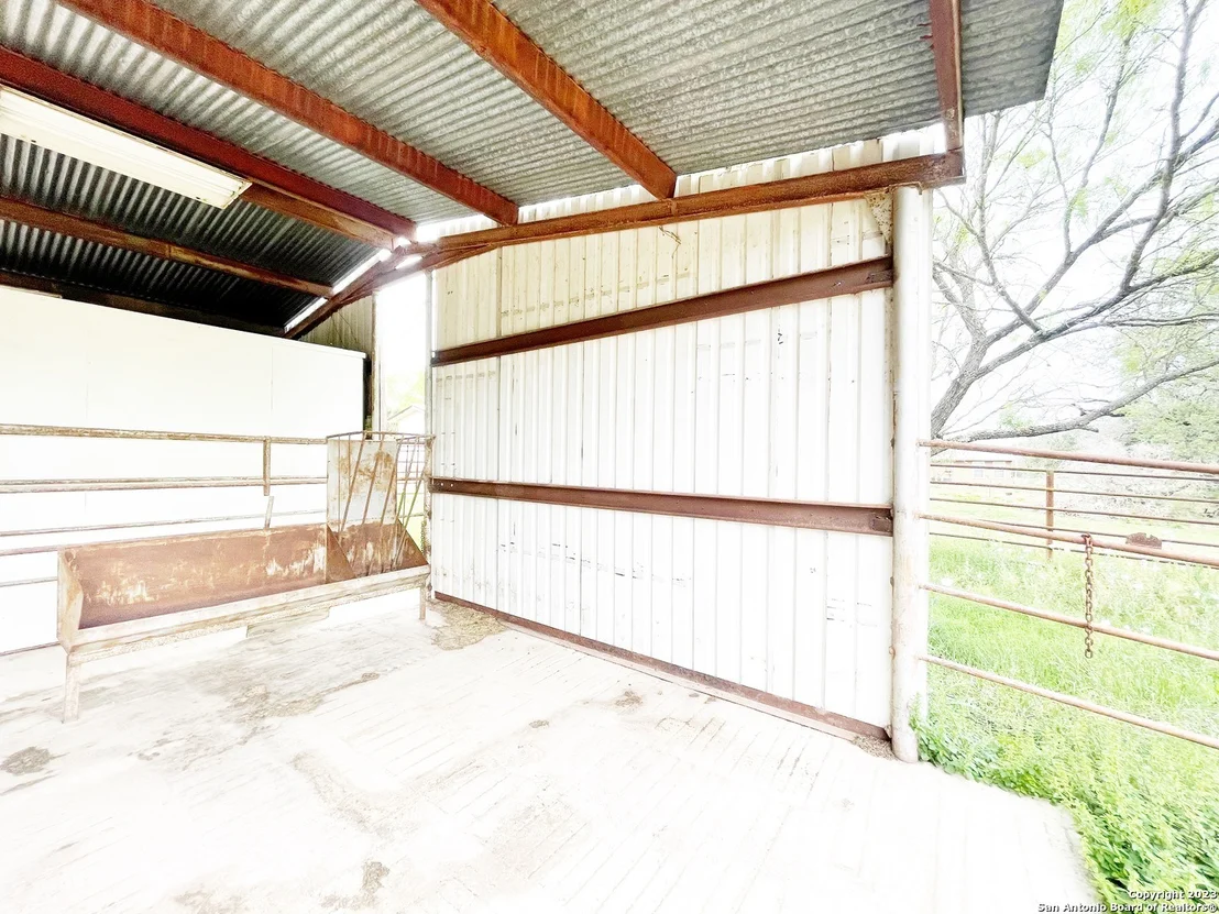 Photo of 1722 COUNTY ROAD 676