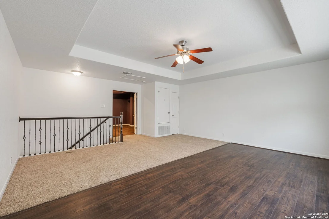 Photo of 1210 Magellan