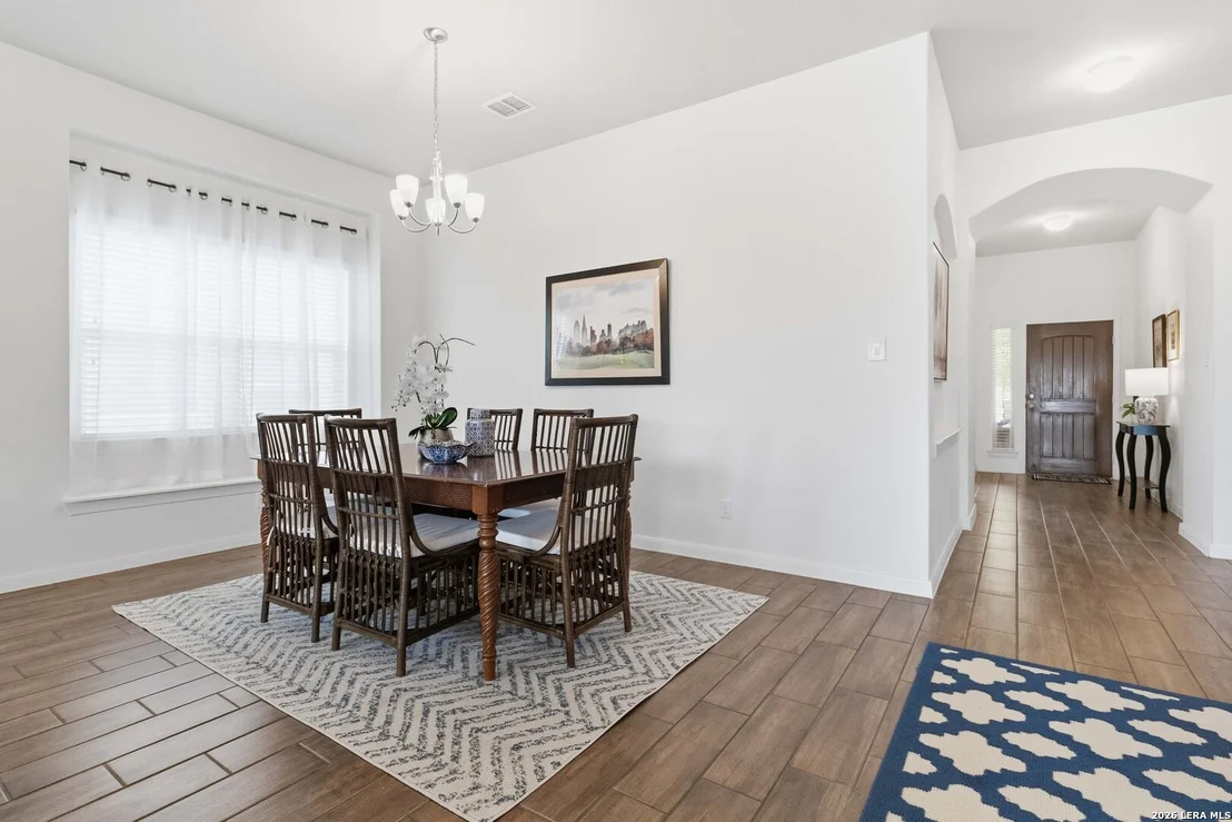 Photo of 5630 Meadow Sky