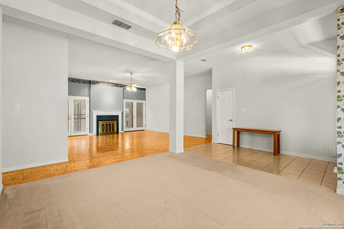 Photo of 141 Oak Knoll