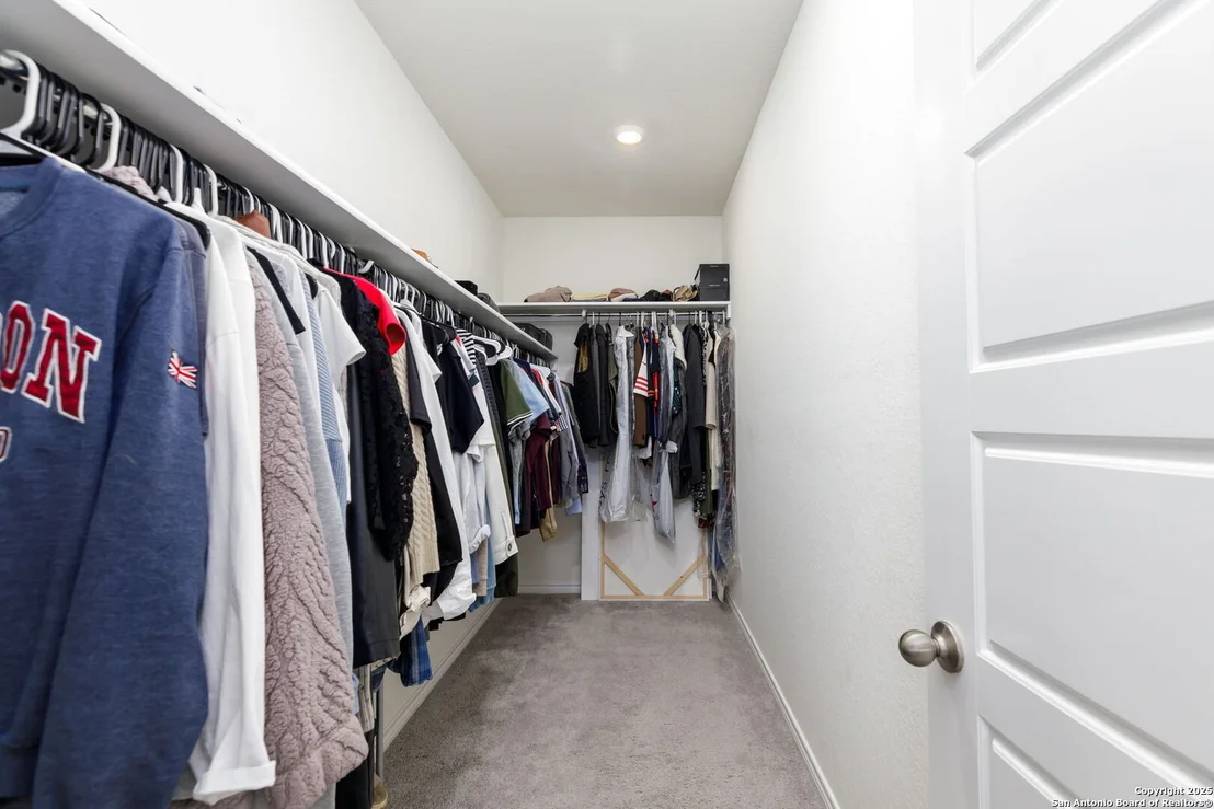 Photo of 8537 BAREFOOT LN