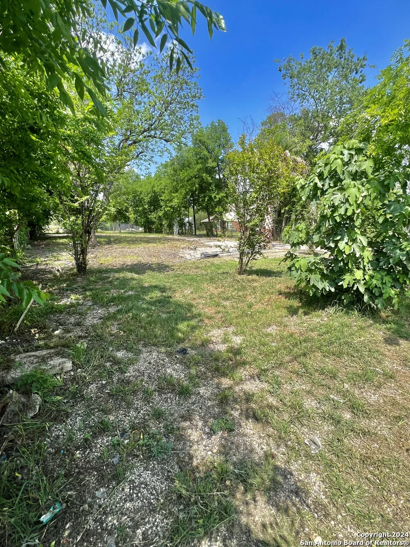 Photo of 1351 BRADY BLVD