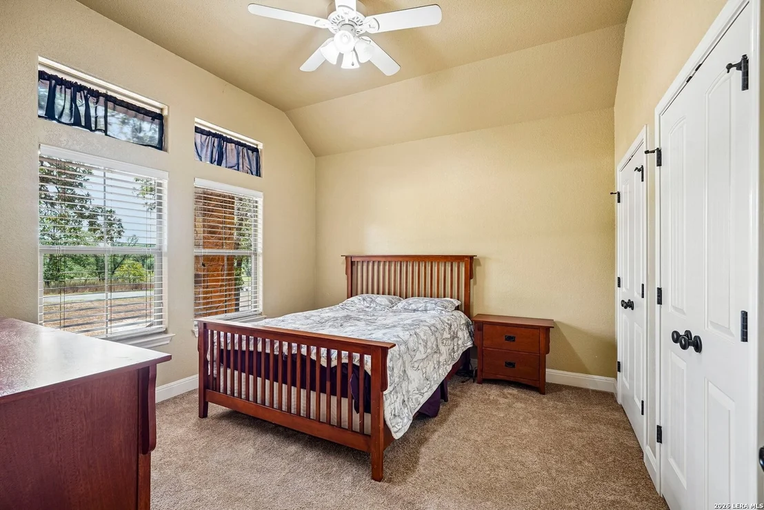 Photo of 129 HIDDEN FOREST DR