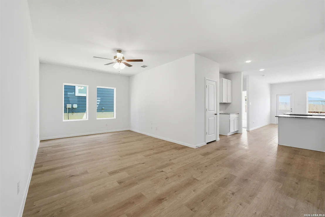 Photo of 6660 CIBOLO SPGS