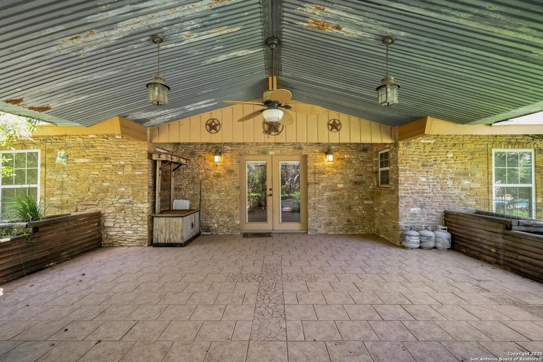 Photo of 10855 Jericho Rd