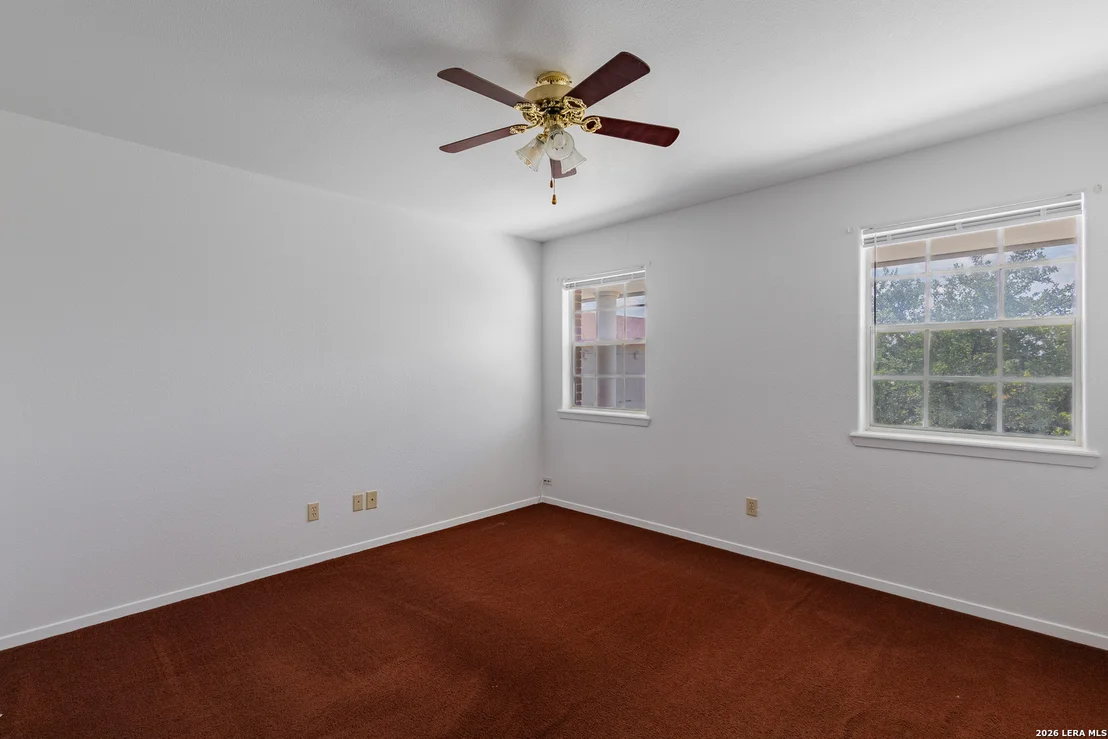 Photo of 121 Falcon Blvd