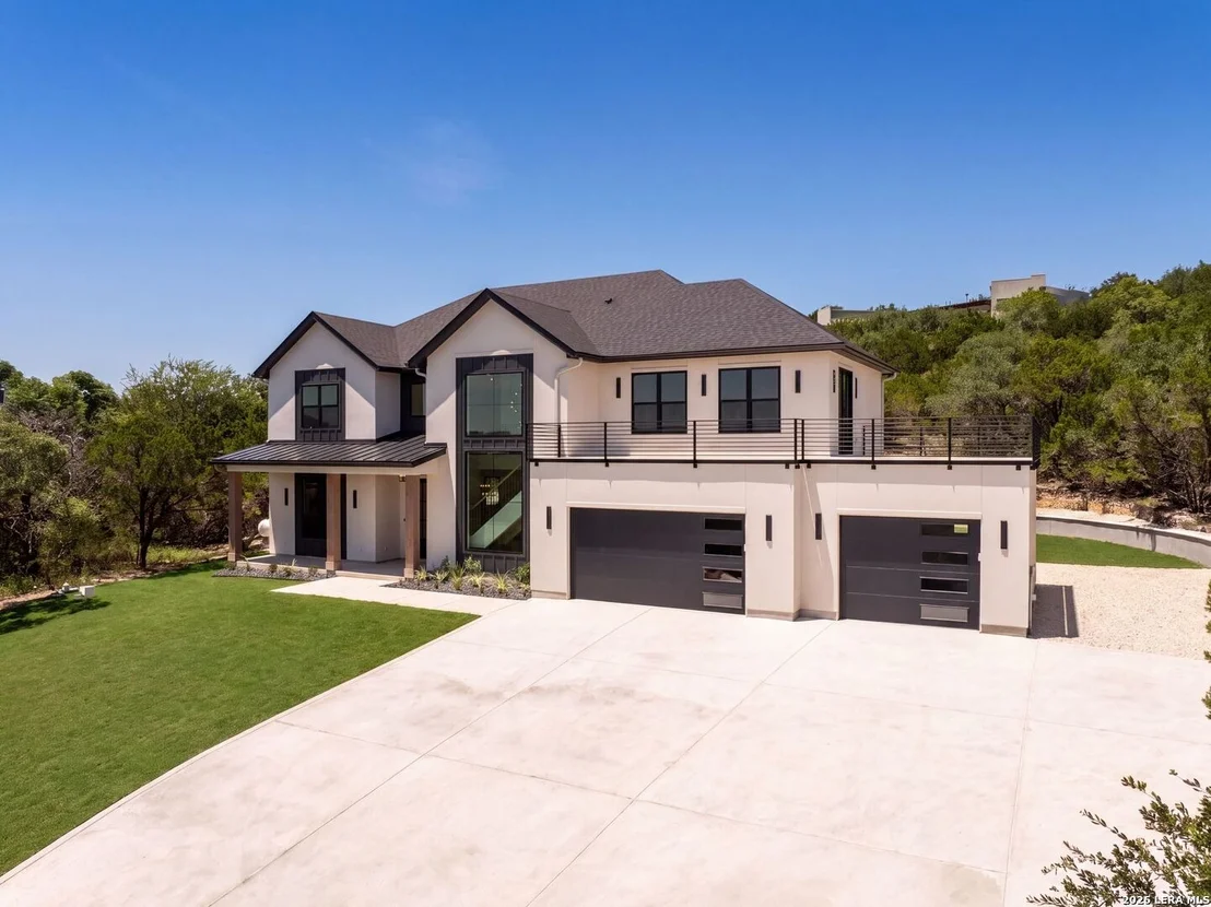 Photo of 9007 FOX BRIAR LN