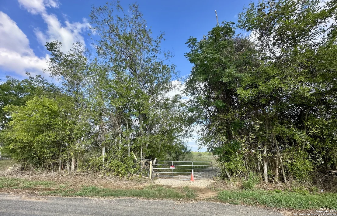 Photo of 14150 LUCKEY RD