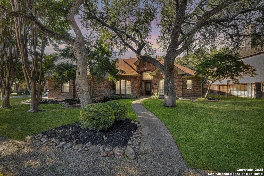 Photo of 2204 Blackoak Bnd