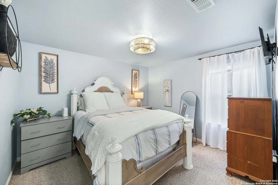 Photo of 2240 Stonehaven