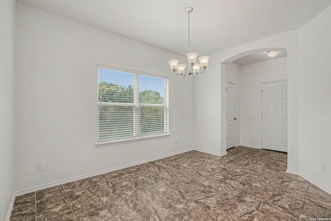 Photo of 8410 Puente