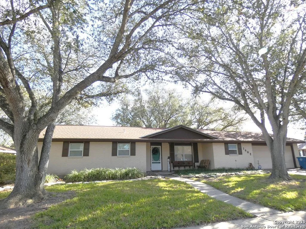 Photo of 1402 Las Palmas