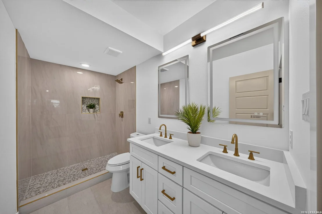 Photo of 359 BARBARA DR