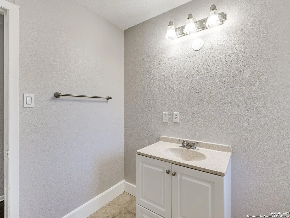 Photo of 302 REGENT