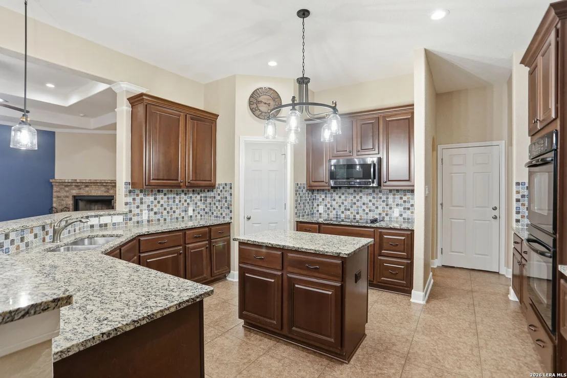 Photo of 813 County Road 375
