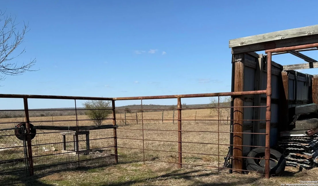 Photo of 838 County Road 669