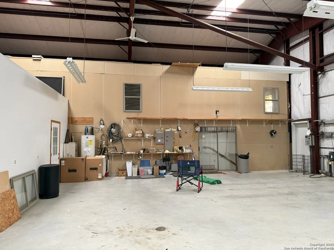 Photo of 442 Tailwind