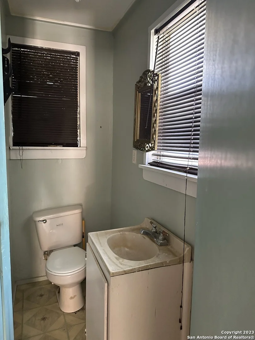 Photo of 401 Calle Hidalgo