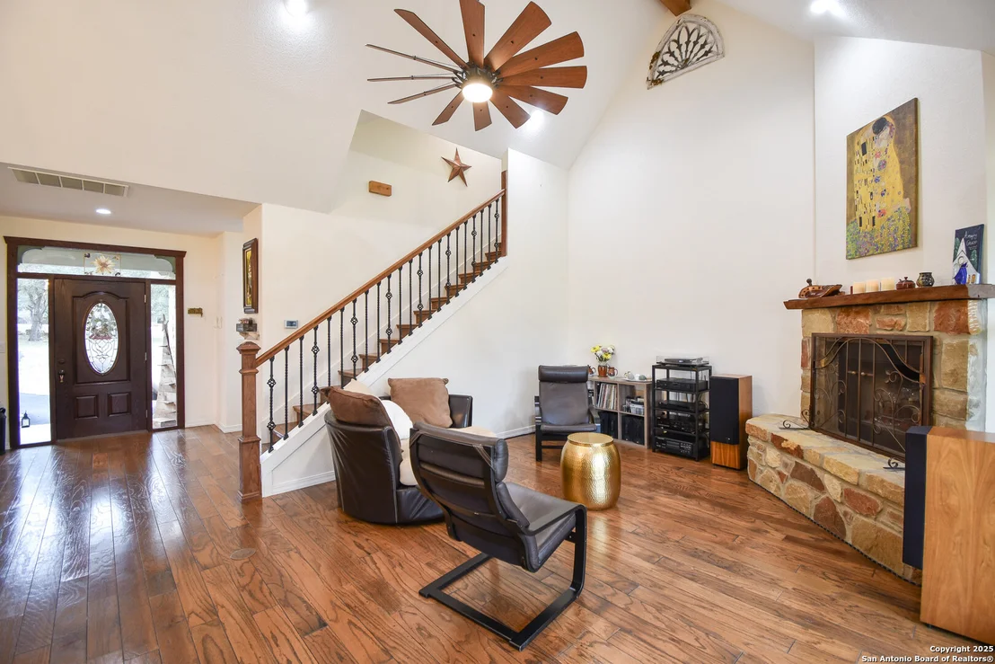 Photo of 123 MALLARD DR