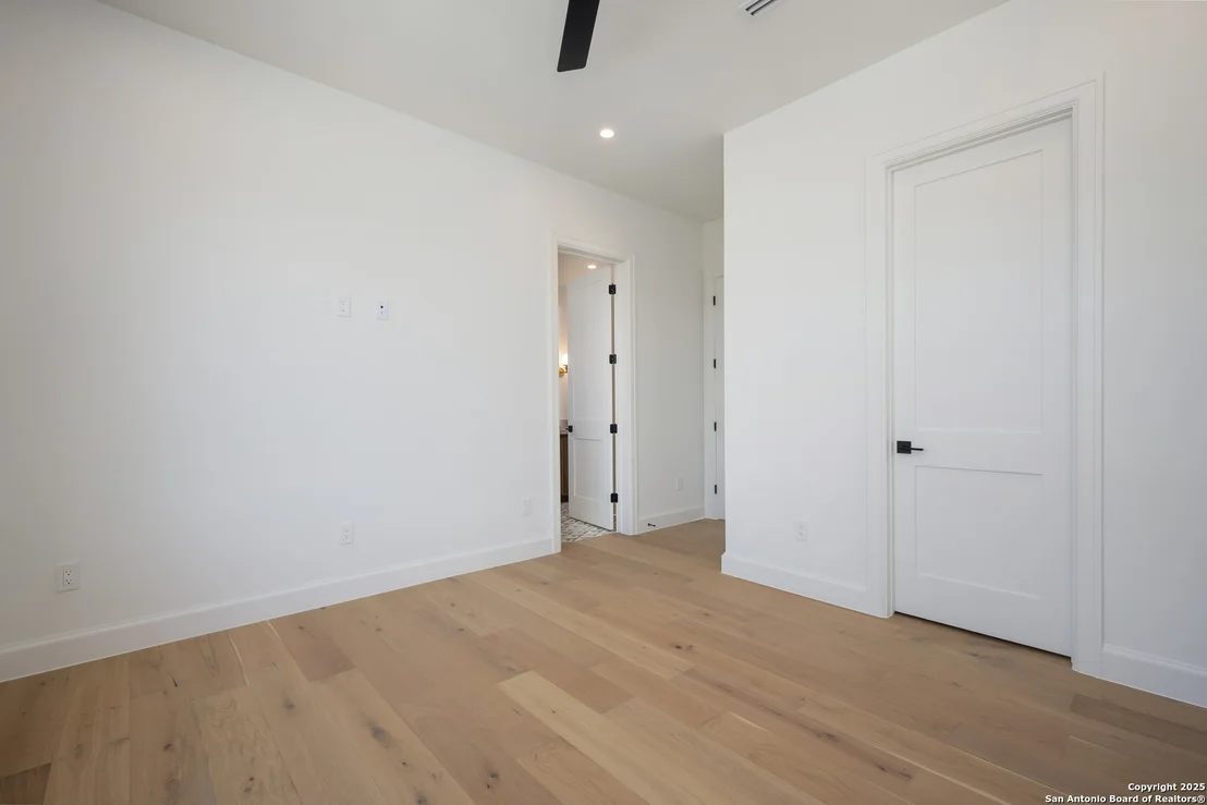 Photo of 7126 Bluff Strand