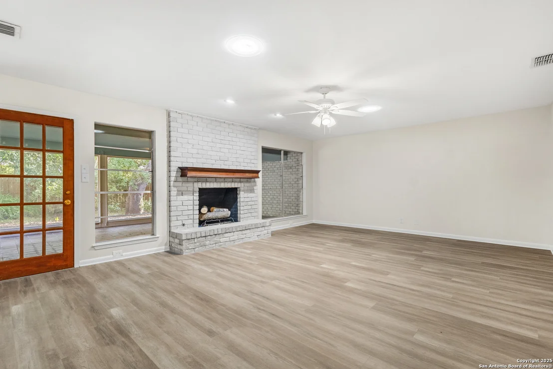 Photo of 6041 Trone Trail