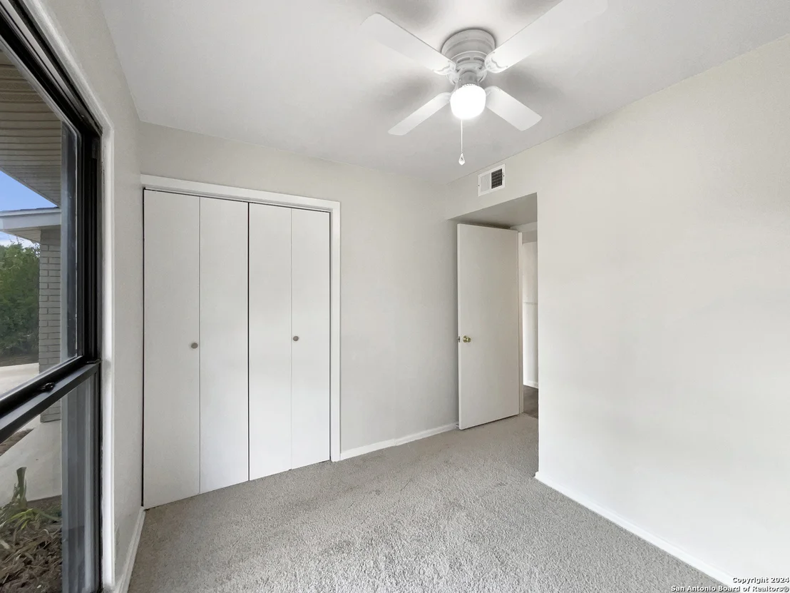 Photo of 743 UTOPIA LN