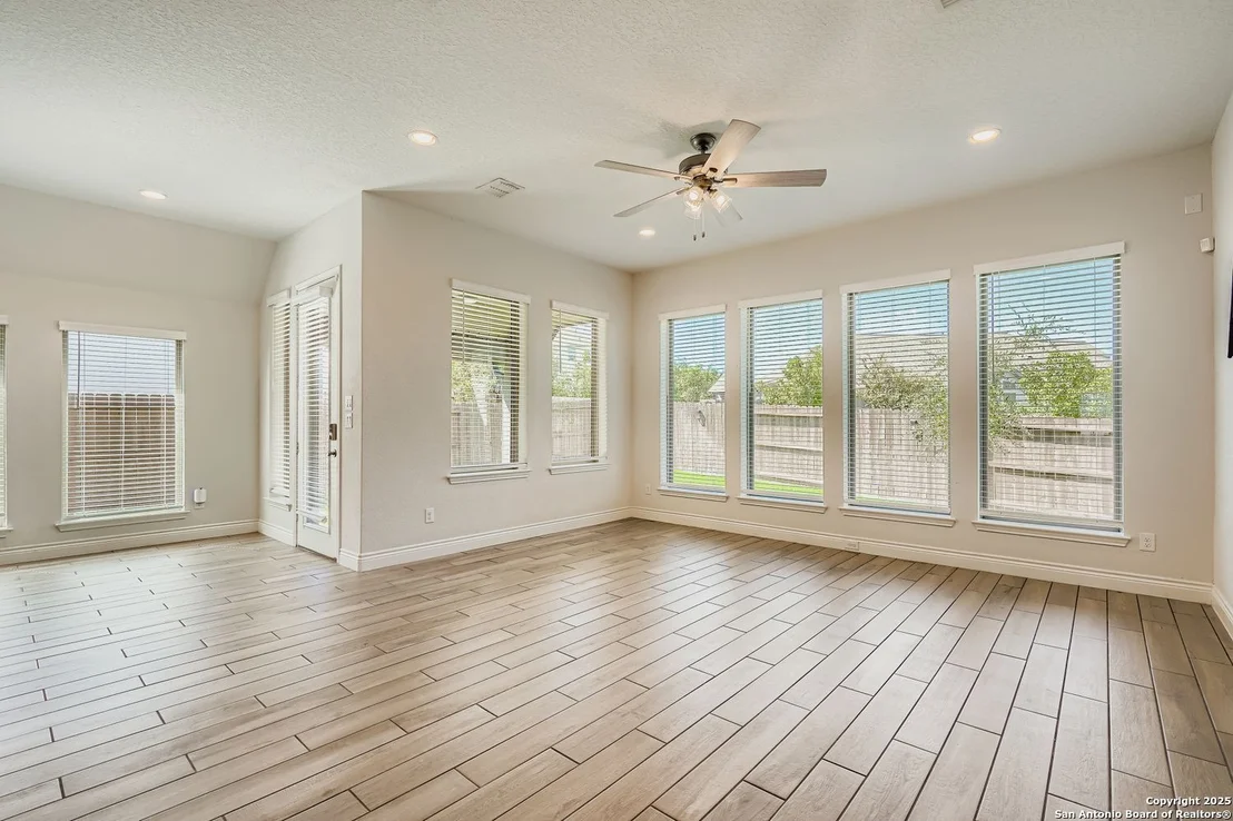 Photo of 4975 Winkler Trail