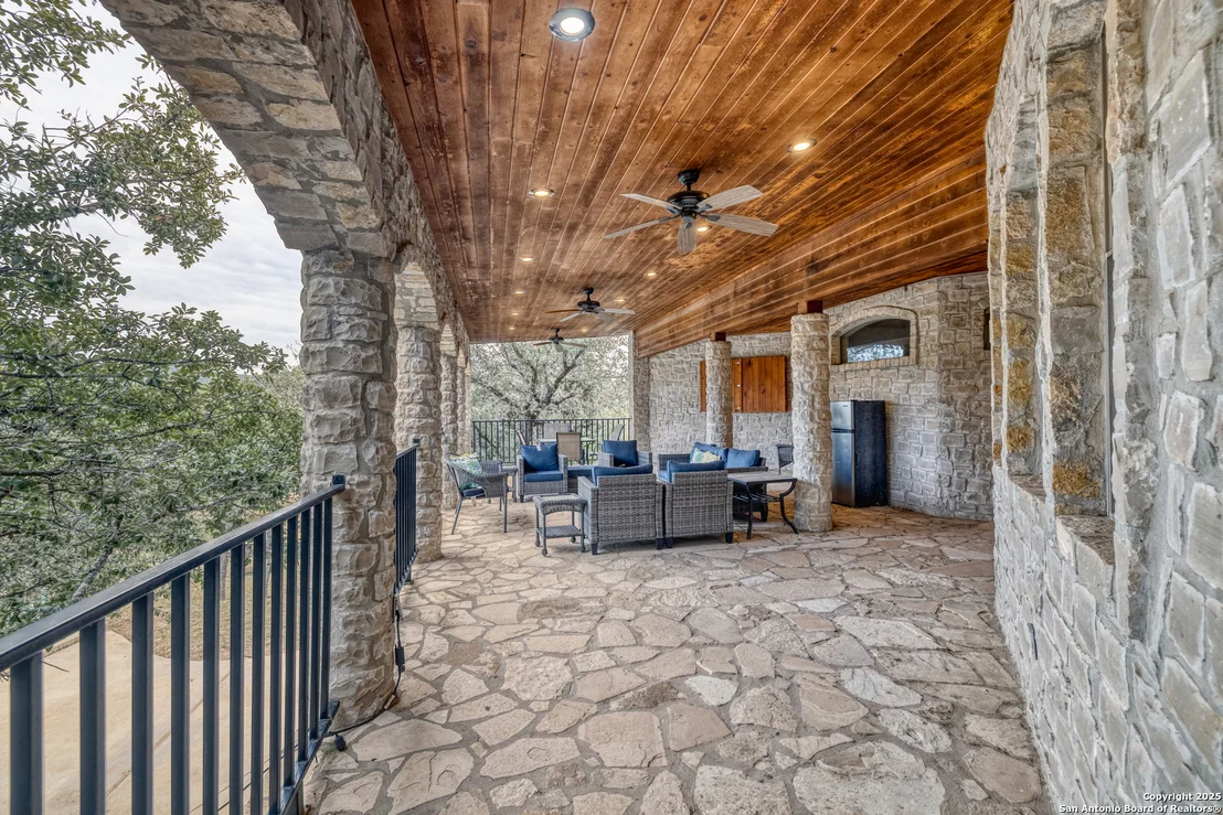 Photo of 241 Mountain Laurel