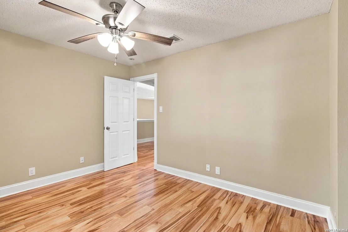 Photo of 11623 Gulf Station