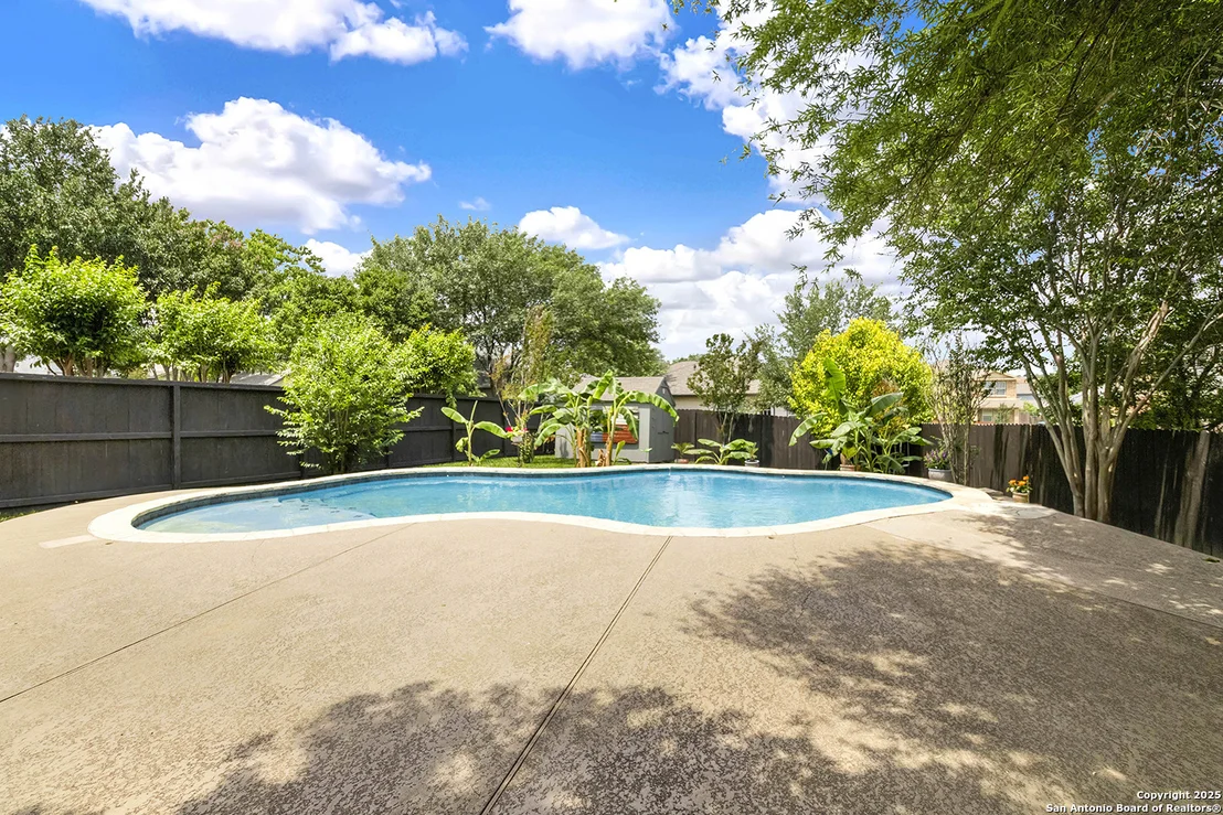 Photo of 121 Bay Willow