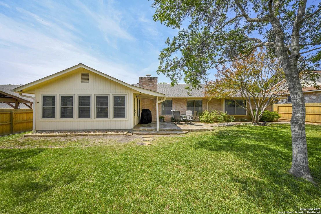 Photo of 1415 Synandra