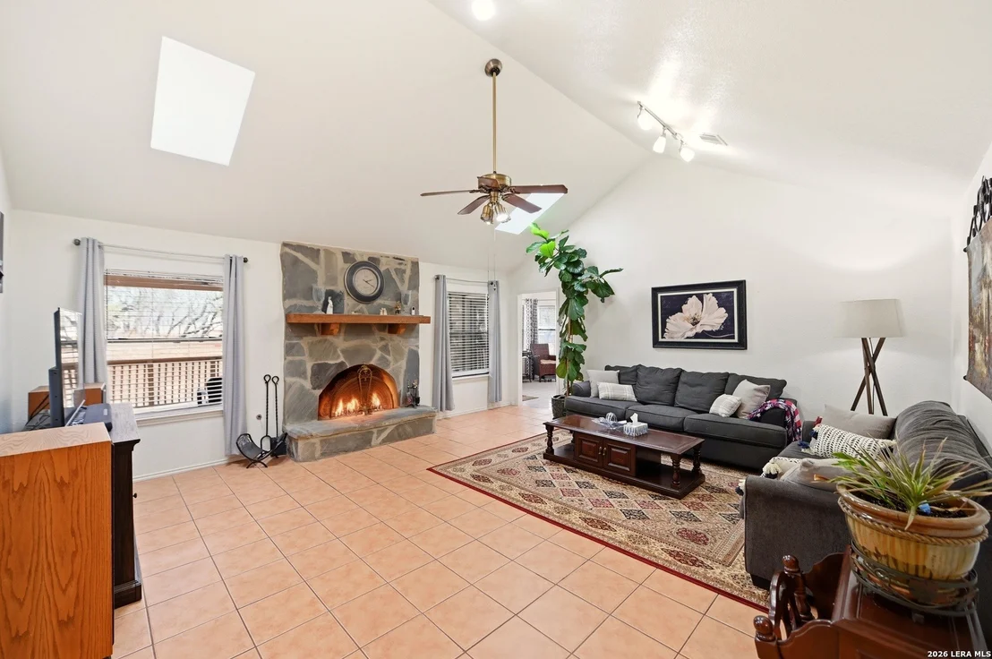 Photo of 561 County Road 785